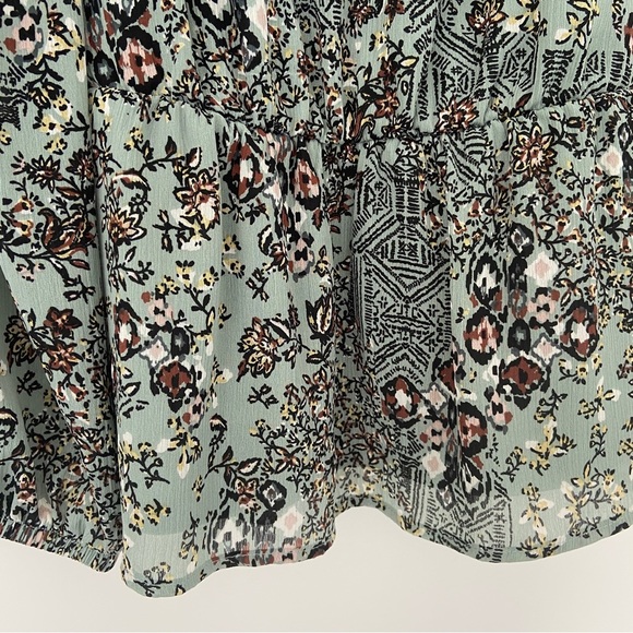 MAURICES SAGE GREEN/RUST/YELLOW POET BLOUSE WITH RUFFLE NECK, BISHOP SLEEVES, XS - Picture 7 of 11